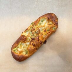 枝豆ポテトサラダピザ